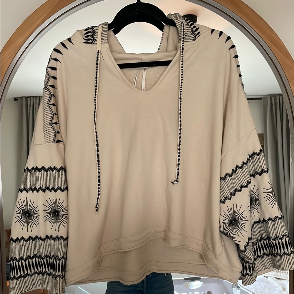 Anthropologie Women's Cream Hoodie with Black Embroidery